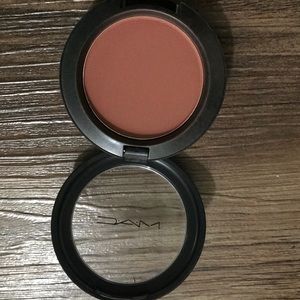 Mac blush - raizin